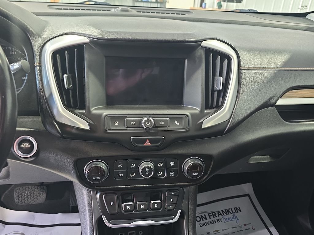 Used 2018 Gray GMC SLE image 18