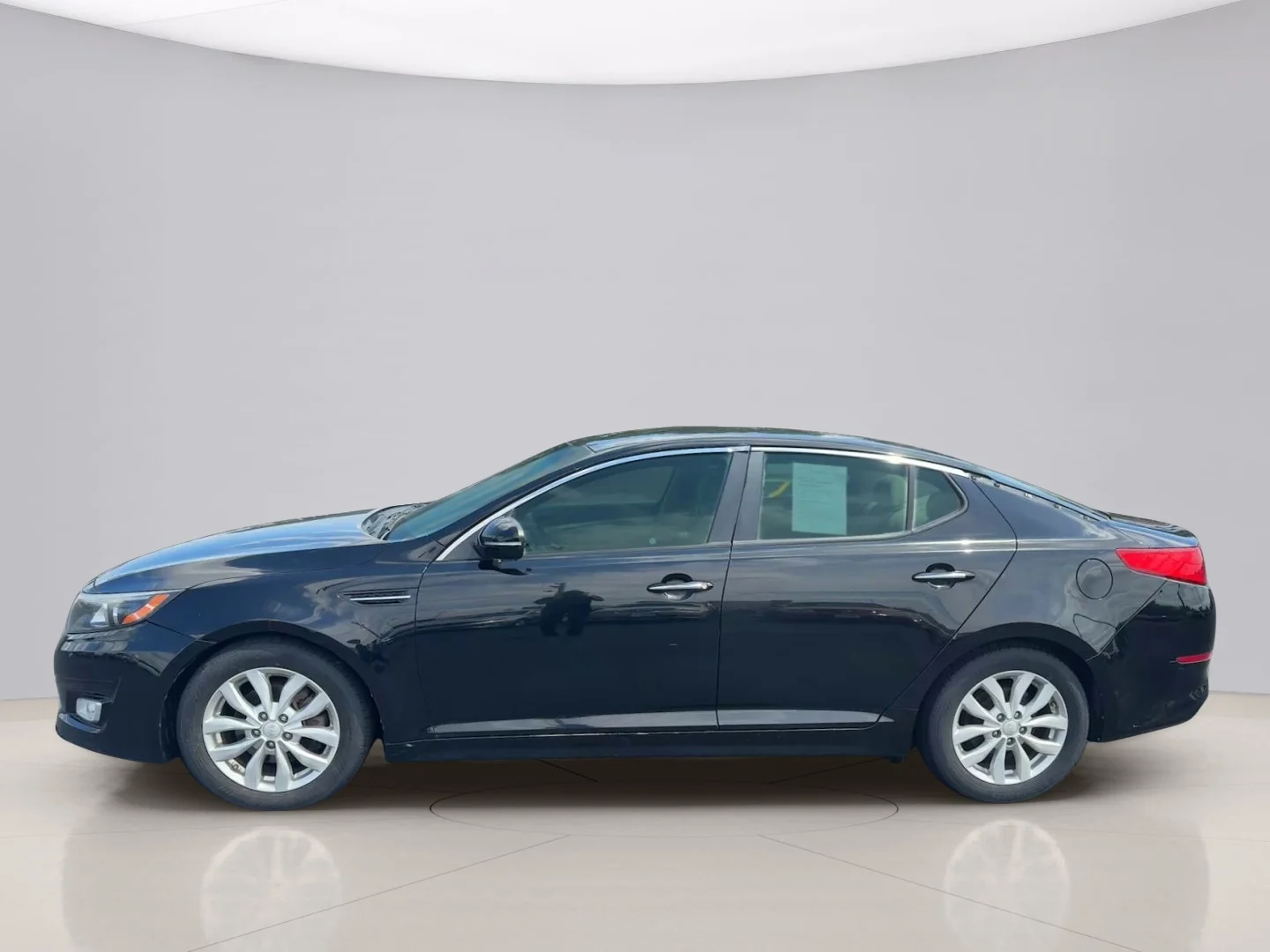Used 2014 Black Kia LX image 2