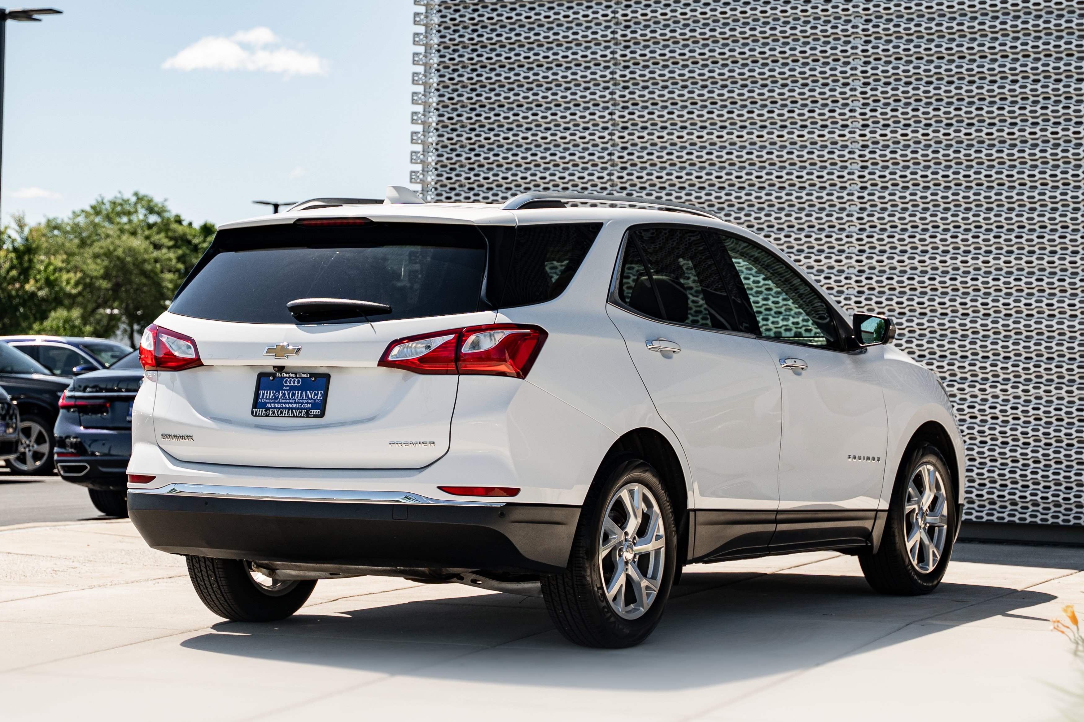 Used 2020 Summit White Chevrolet Premier image 4