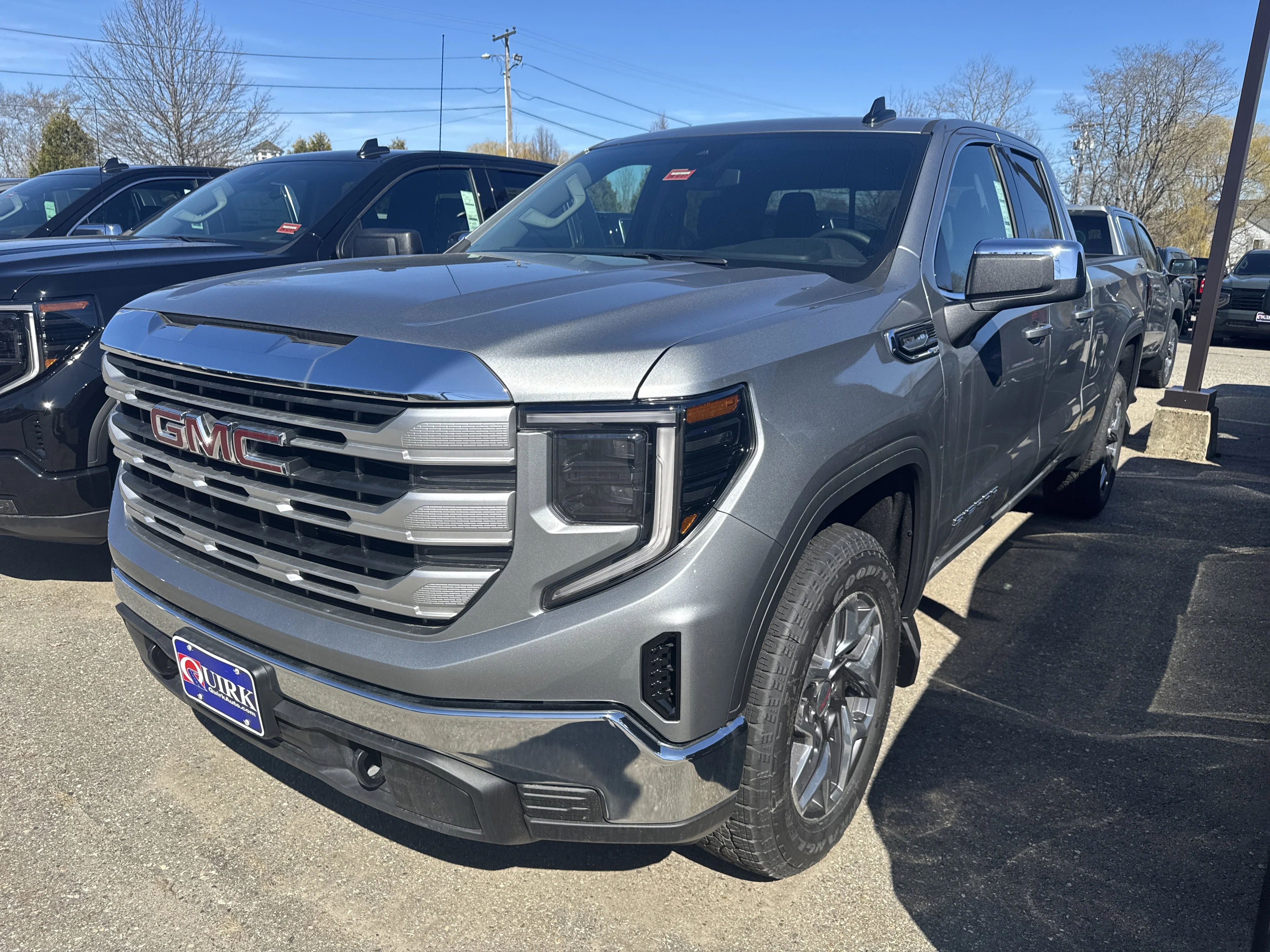 2026 GMC Sierra 4WD Double Cab Standard Box SLE's photo