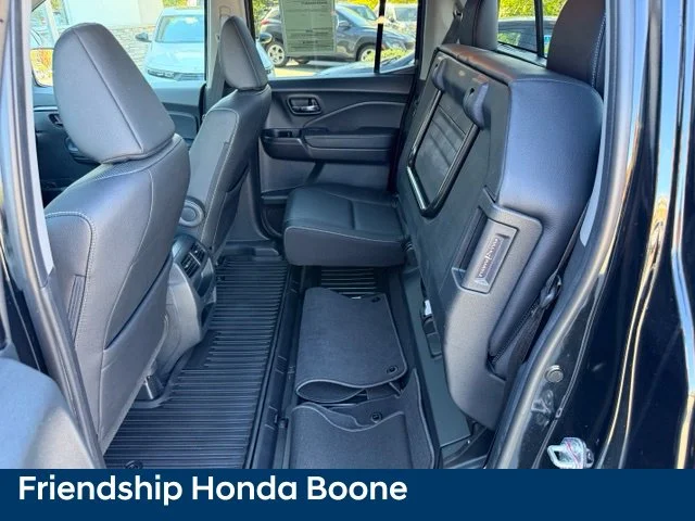 Used 2023 Black Honda RTL image 37