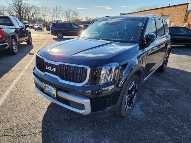 2023 Kia Telluride EX FWD's photo