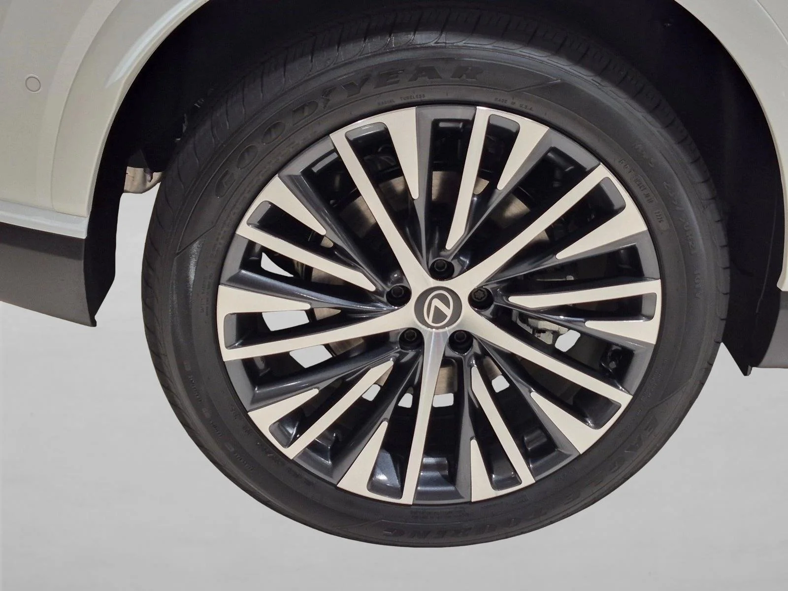 New 2026 Eminent White Pearl Lexus  350 PREMIUM+ image 15