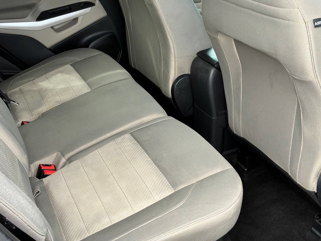 Used 2020  Ford S image 46
