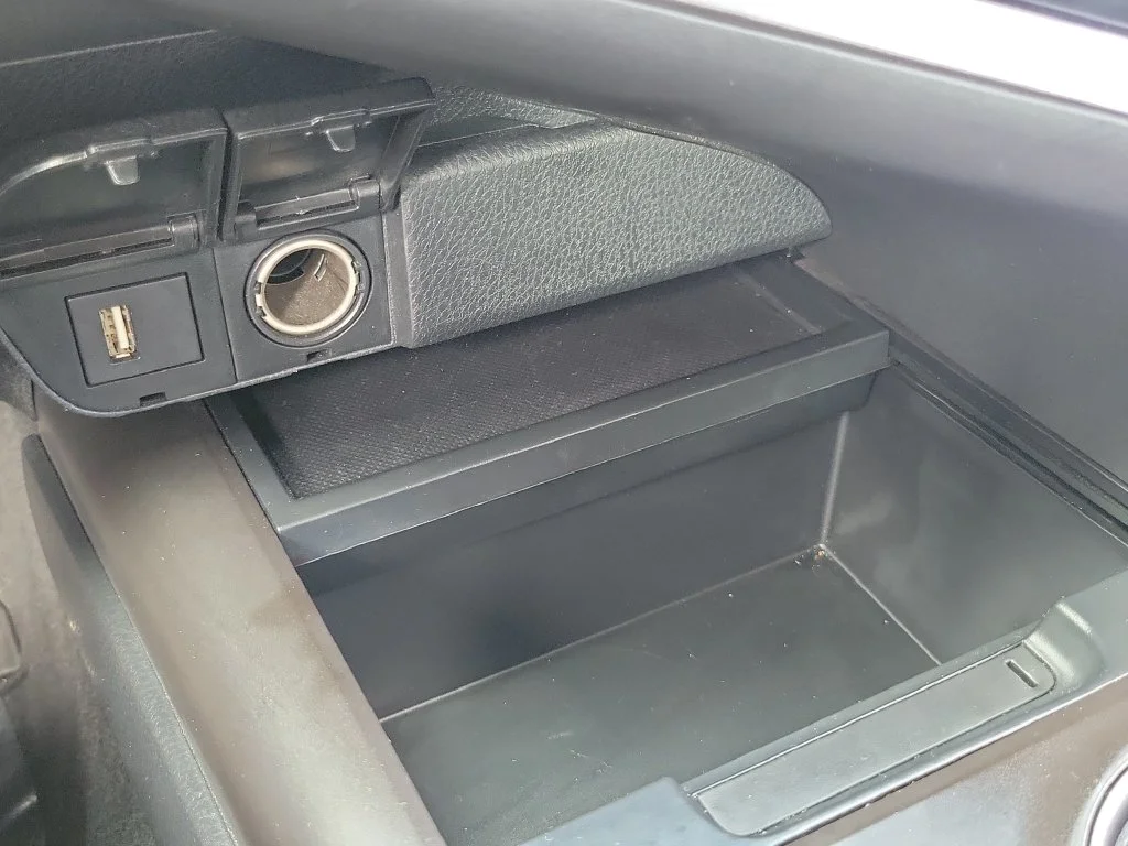 Used 2024 Ice Toyota SE image 12