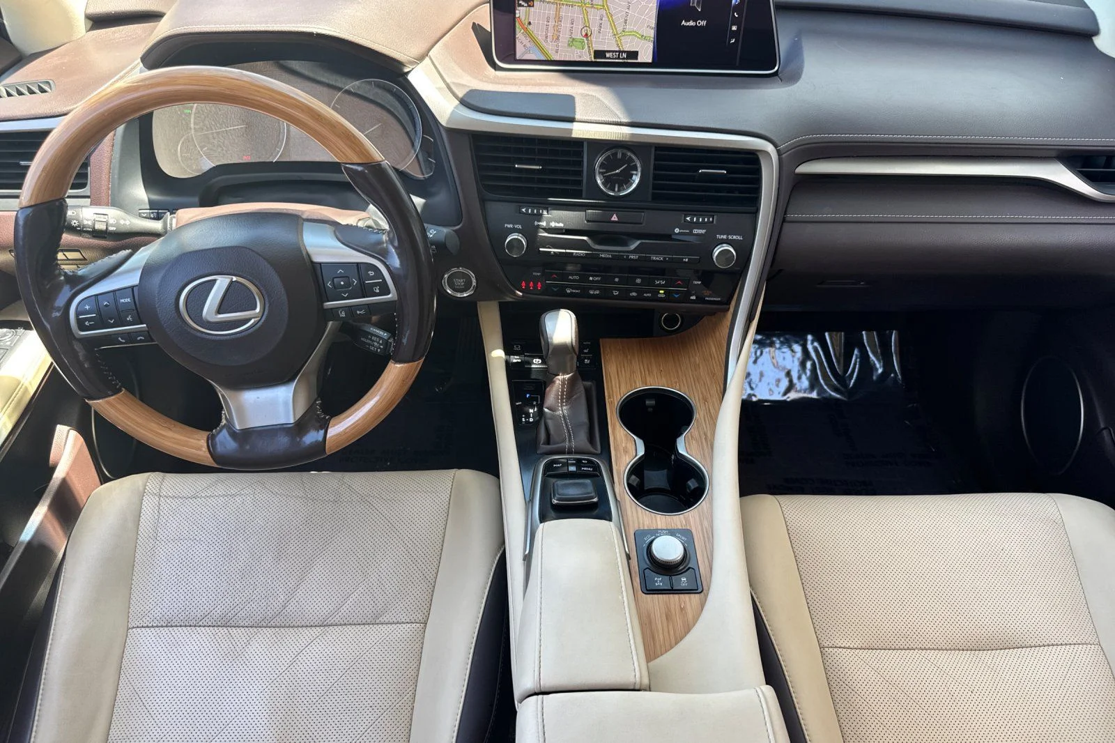 Used 2017 White Pearl Lexus 350 image 17
