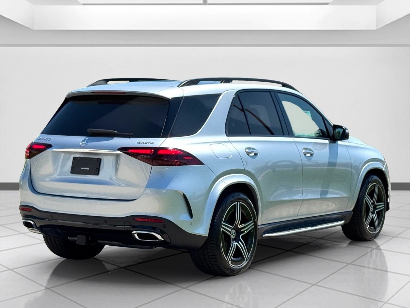 New 2026 Cirrus Silver Metallic Mercedes-Benz GLE 450 image 3