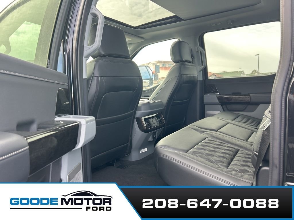 2025 Ford F-250 Super Duty XLT - Photo 14