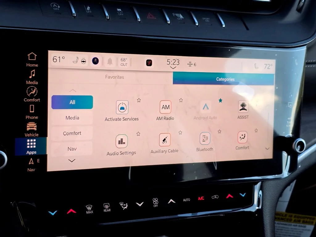 New 2027 Gray Jeep Laredo Altitude image 32