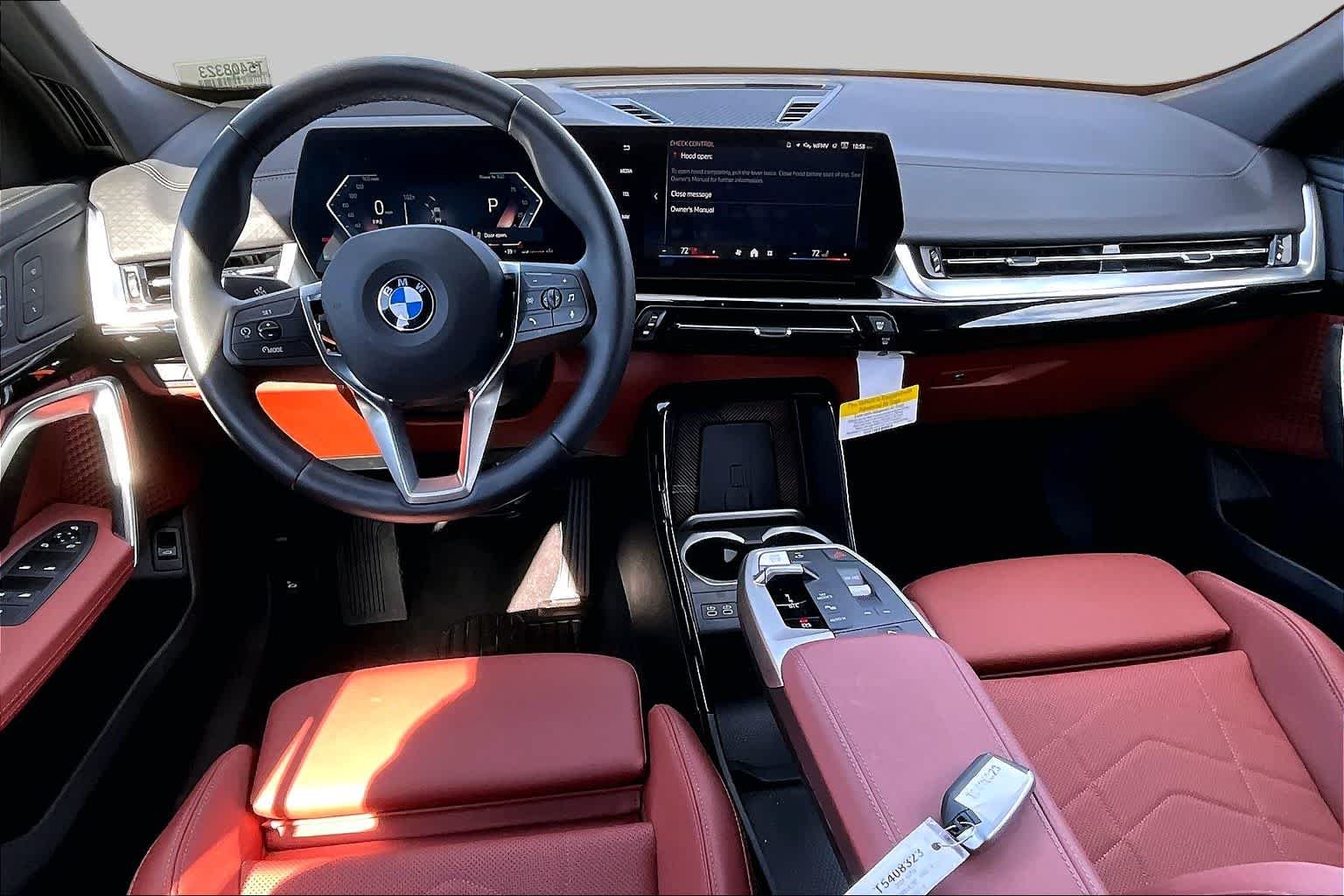 Used 2026 Mineral White Metallic BMW xDrive28i image 15