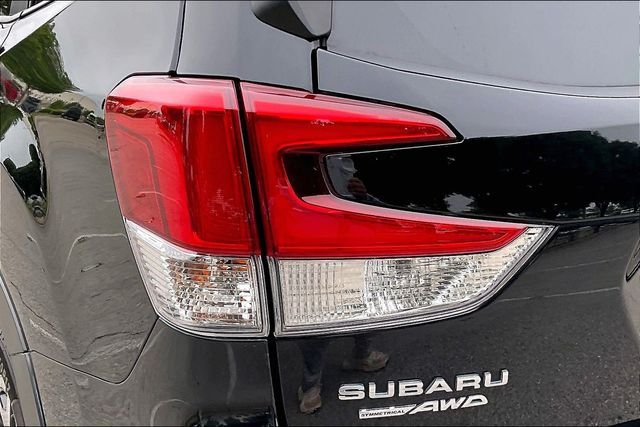 Used 2022 Black Subaru Premium image 28