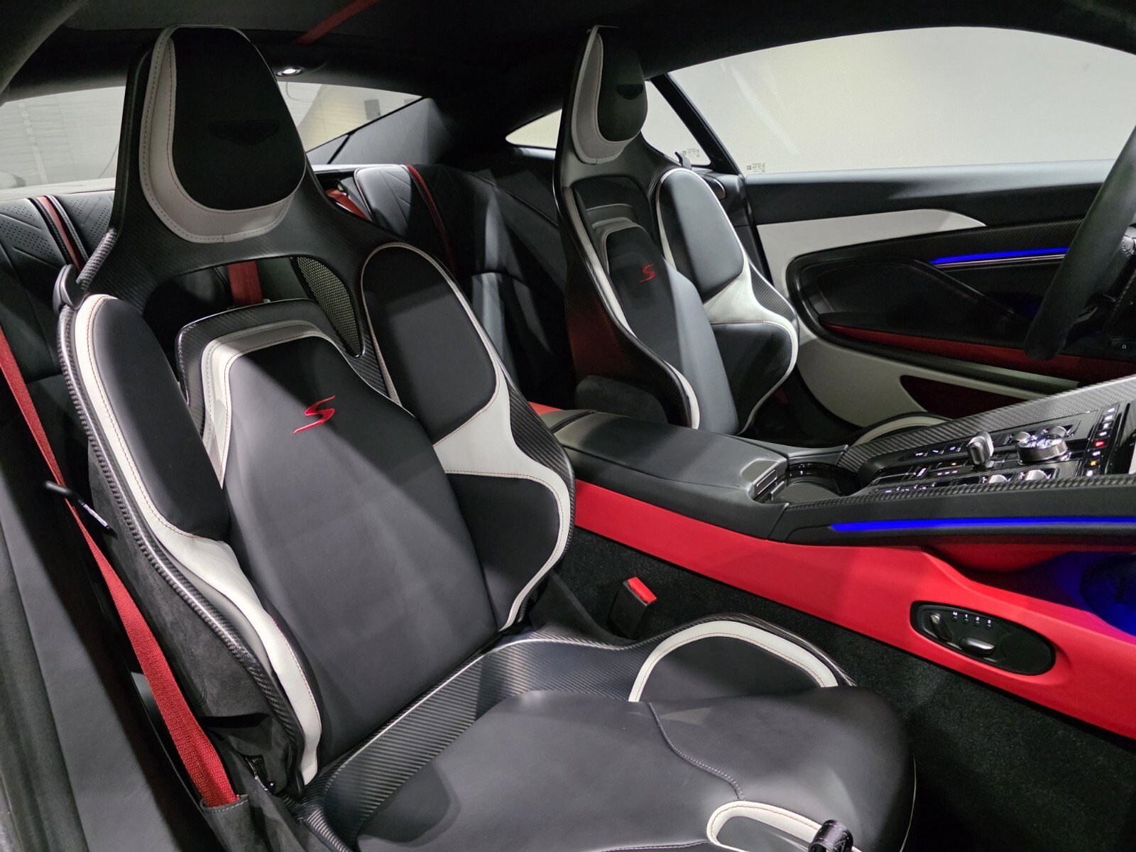 New 2026 Magnetic Silver Aston Martin S Coupe image 23