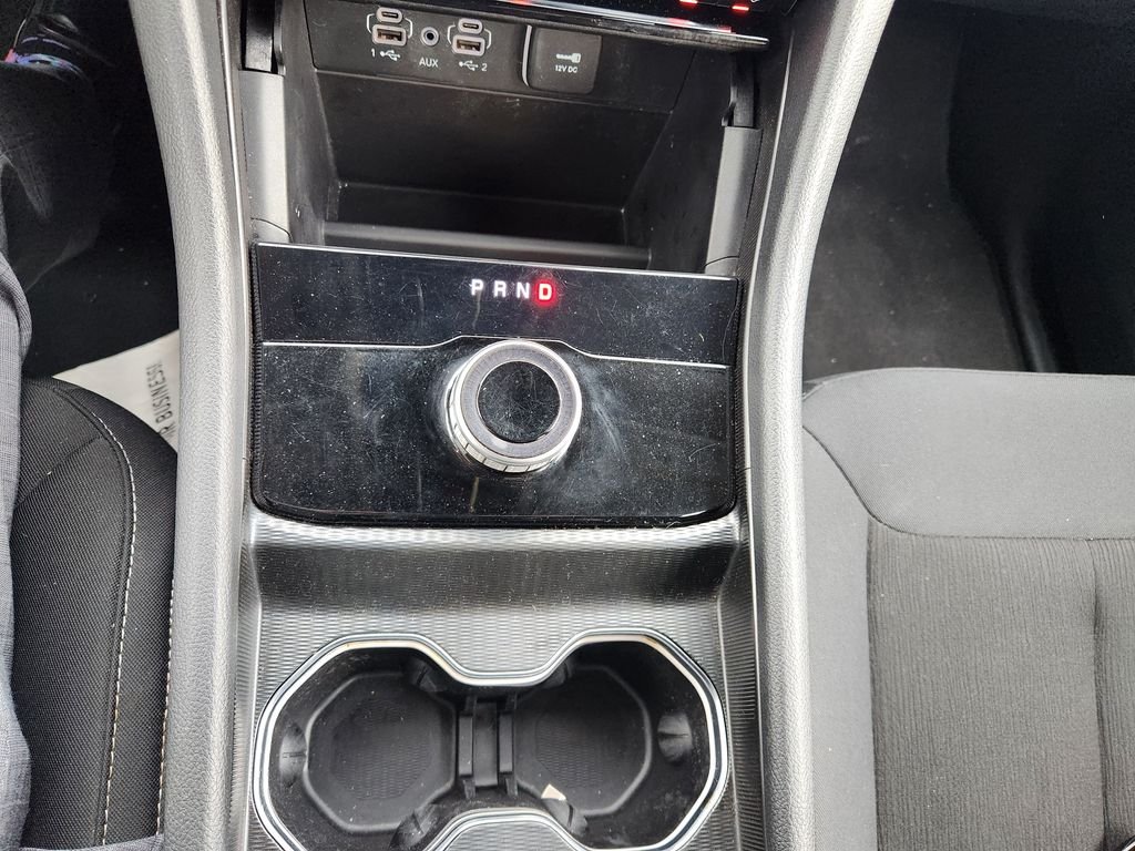 Used 2024 Silver Jeep Laredo image 13