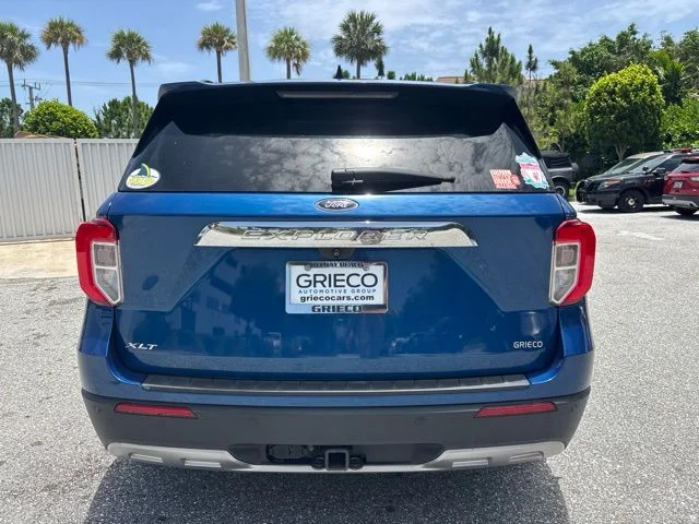 Used 2022 Blue Ford XLT image 3