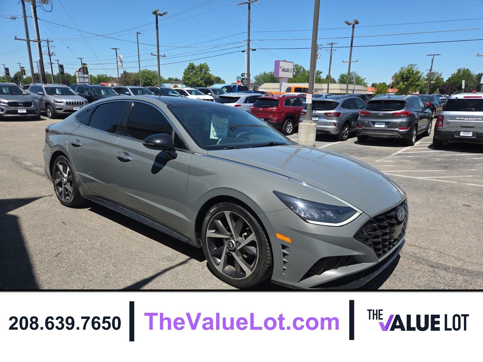Used 2022 Gray Hyundai SEL Plus image 6