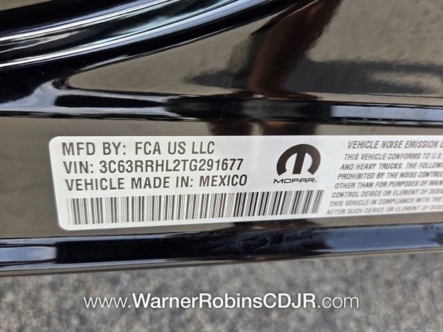 New 2026 Diamond Black Crystal Pearl-Coat Exterior Paint RAM Big Horn image 21