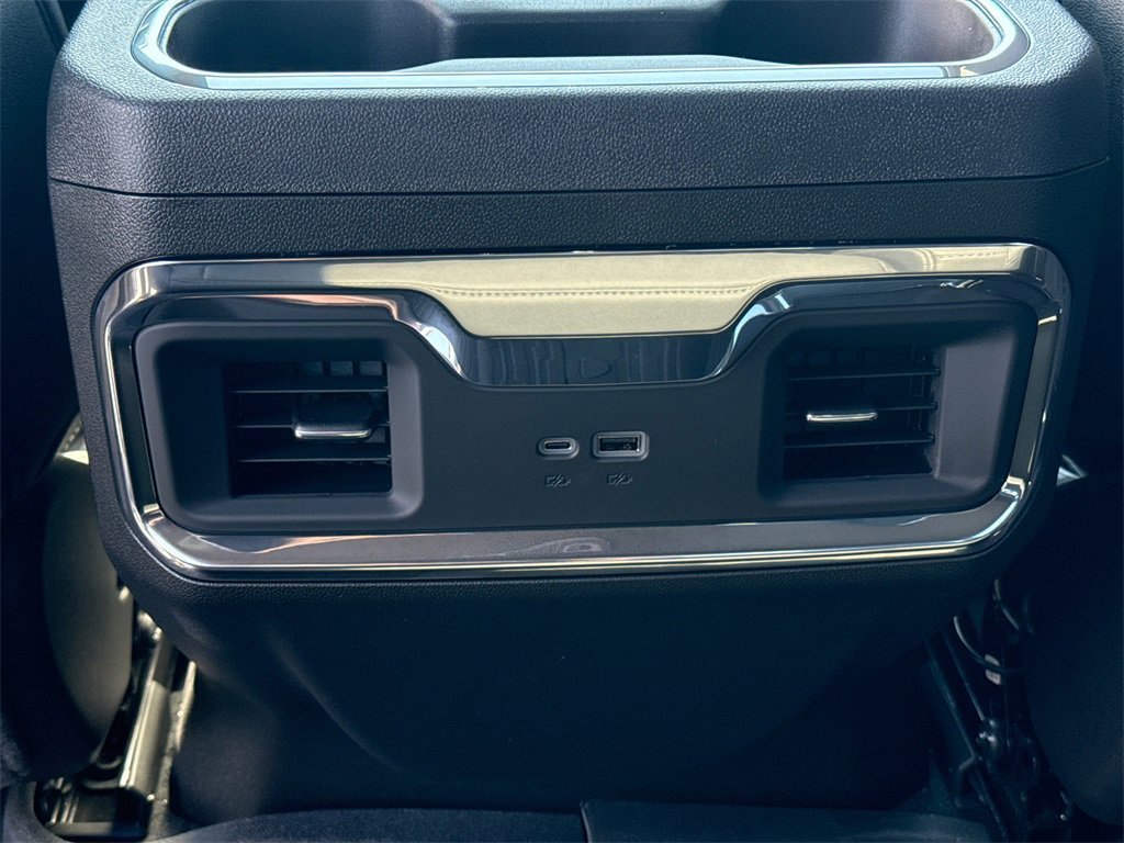 2026 GMC SIERRA - Image 30