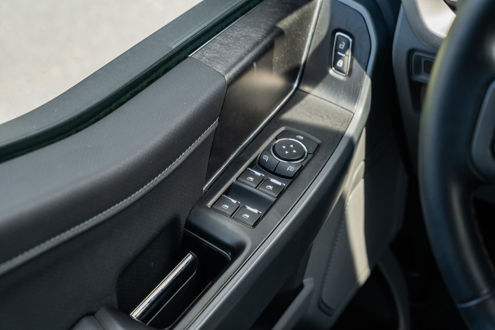 Used 2023 Gray Ford XLT image 25