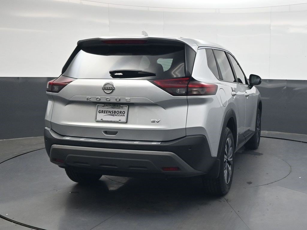 Used 2023 Brilliant Silver Metallic Nissan SV image 4
