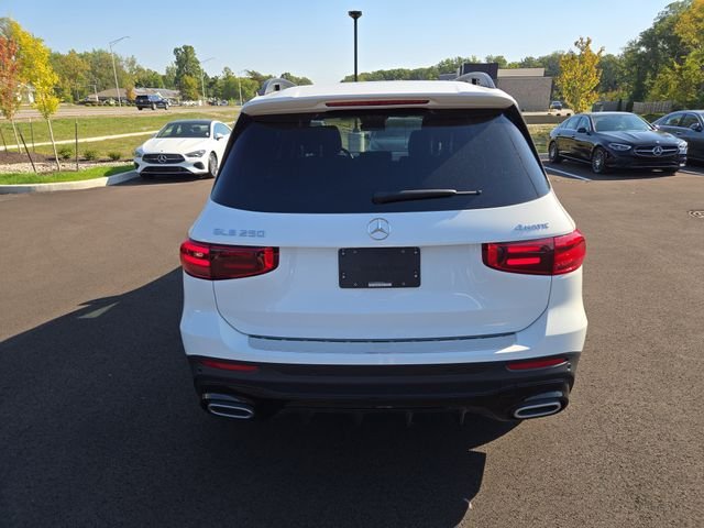 Certified Used 2024 White Mercedes-Benz GLB 250 image 4