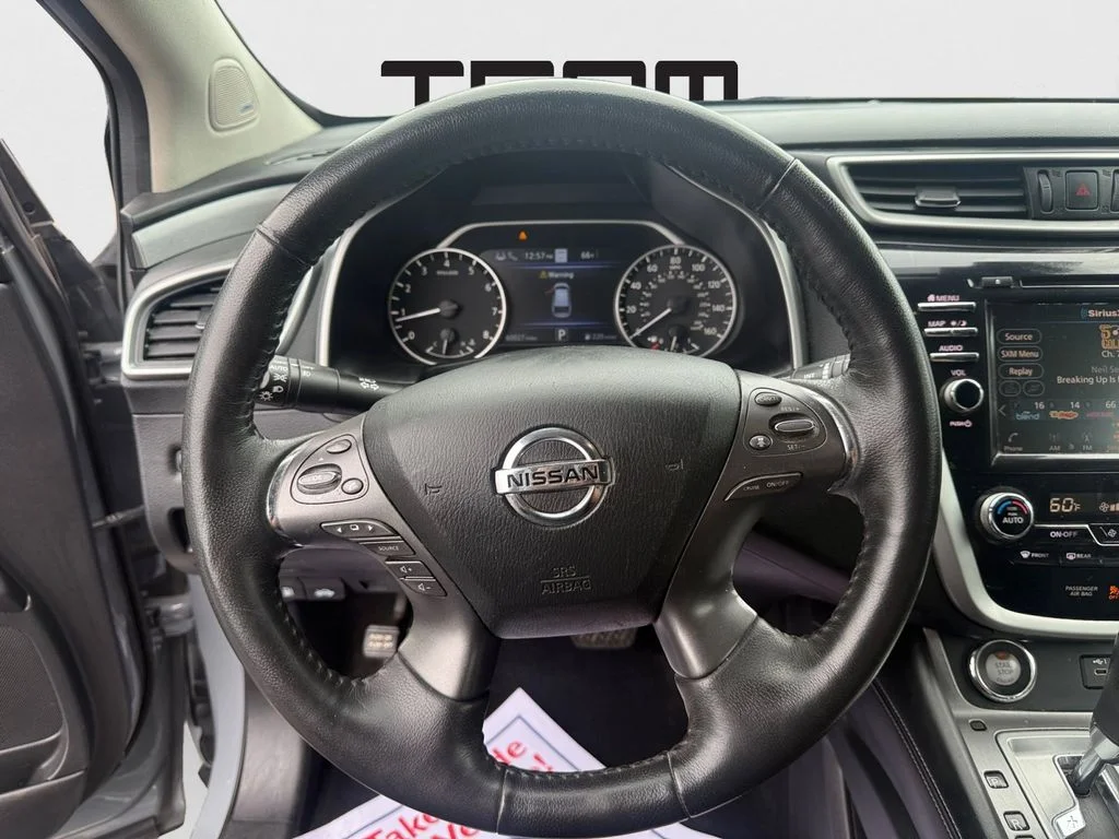 Used 2021 Gray Nissan SL image 17