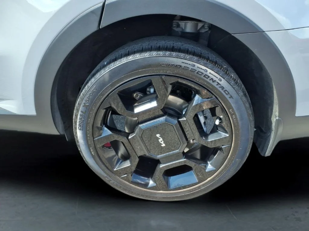 Used 2024 Gray Kia X-Line EX image 13