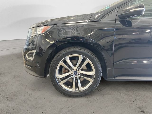Used 2018 Black Ford Sport image 14