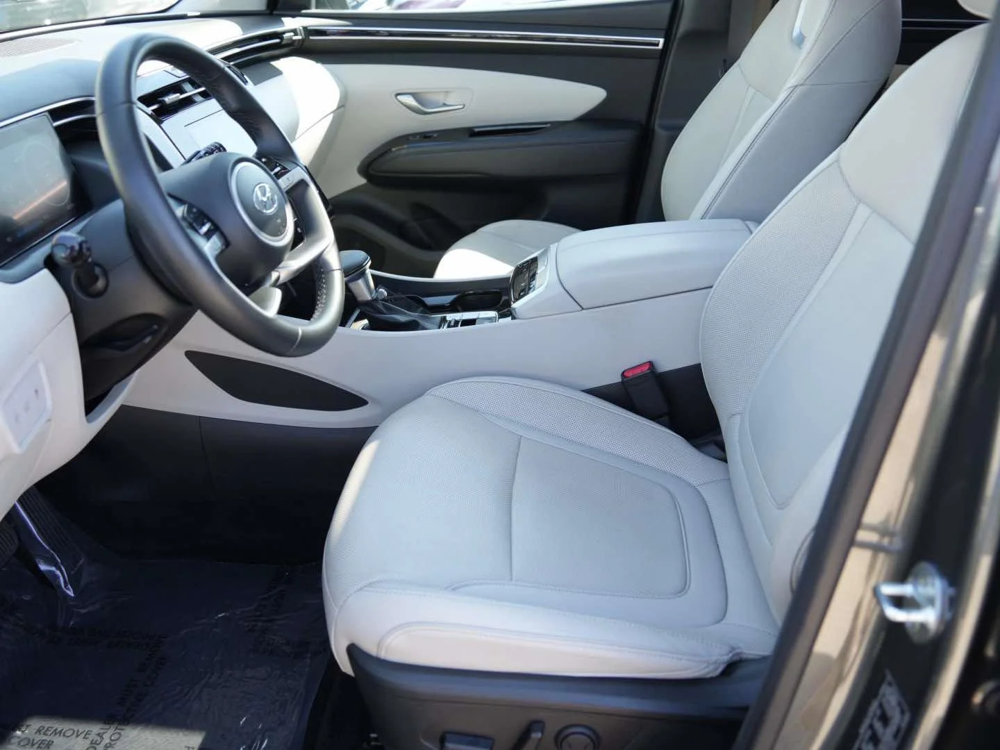 Used 2022 Amazon Gray Hyundai SEL AWD image 14