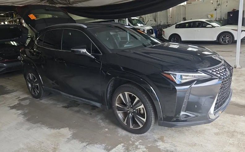 Used 2022 Caviar Lexus UX 200 image 4