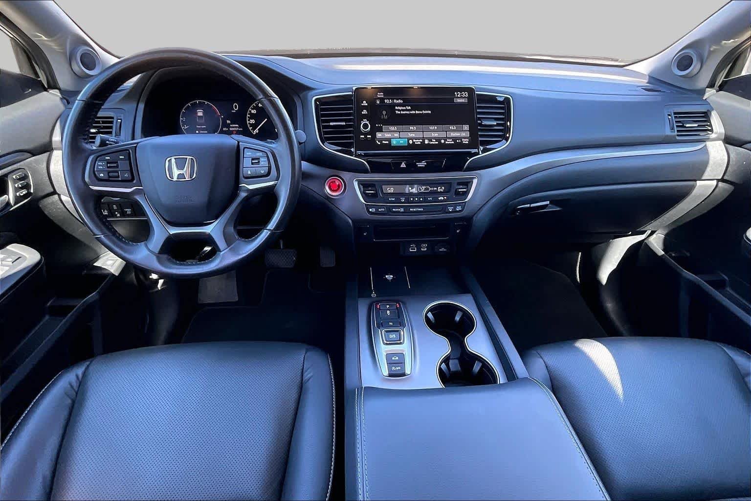 Used 2025 Modern Steel Metallic Honda RTL image 15