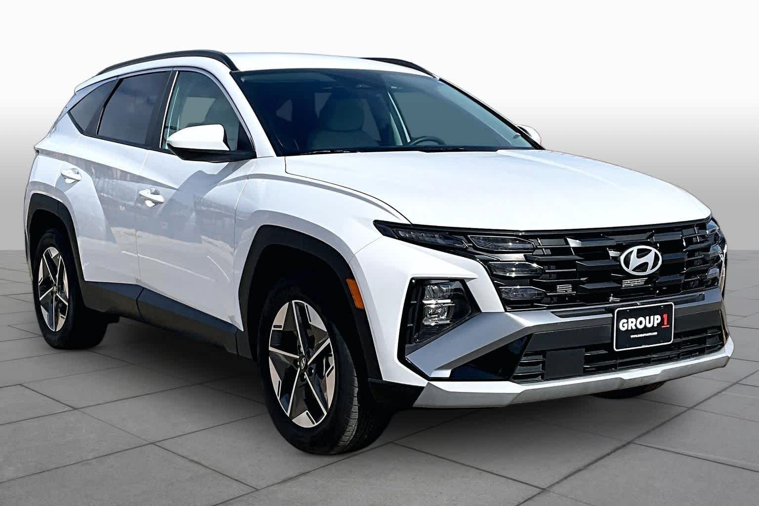 Used 2025 Serenity White Pearl Hyundai SEL image 3