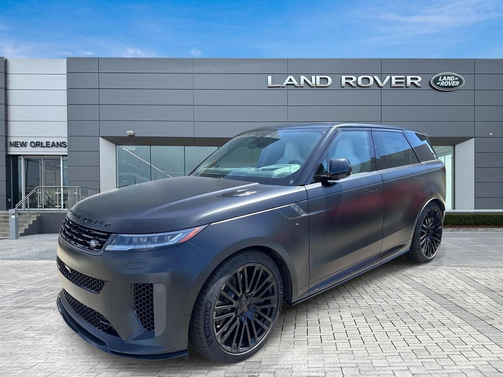 2026 Land Rover Range Rover Sport SV