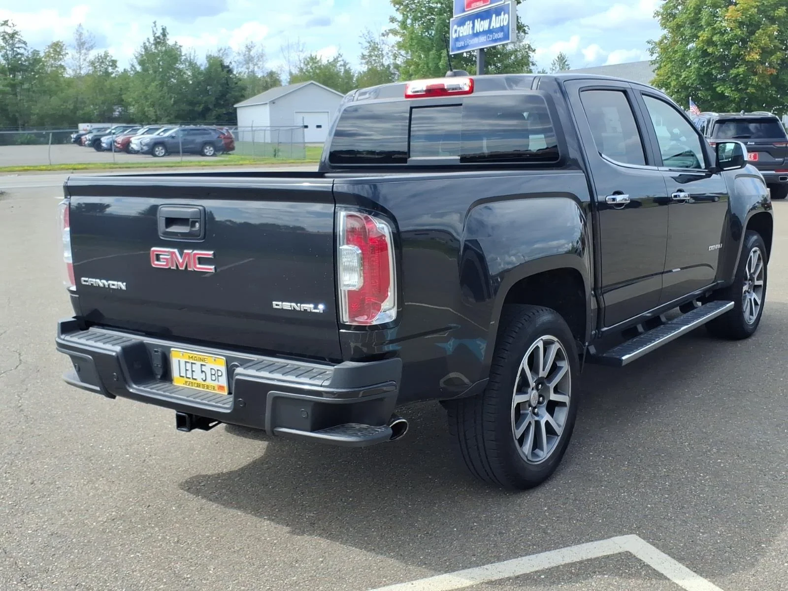 Used 2020 Carbon Black Metallic GMC Denali image 5