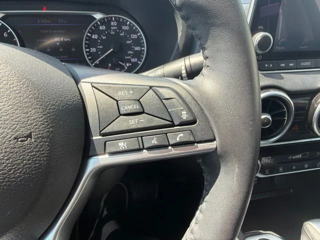 Used 2020 Red Nissan SV image 13