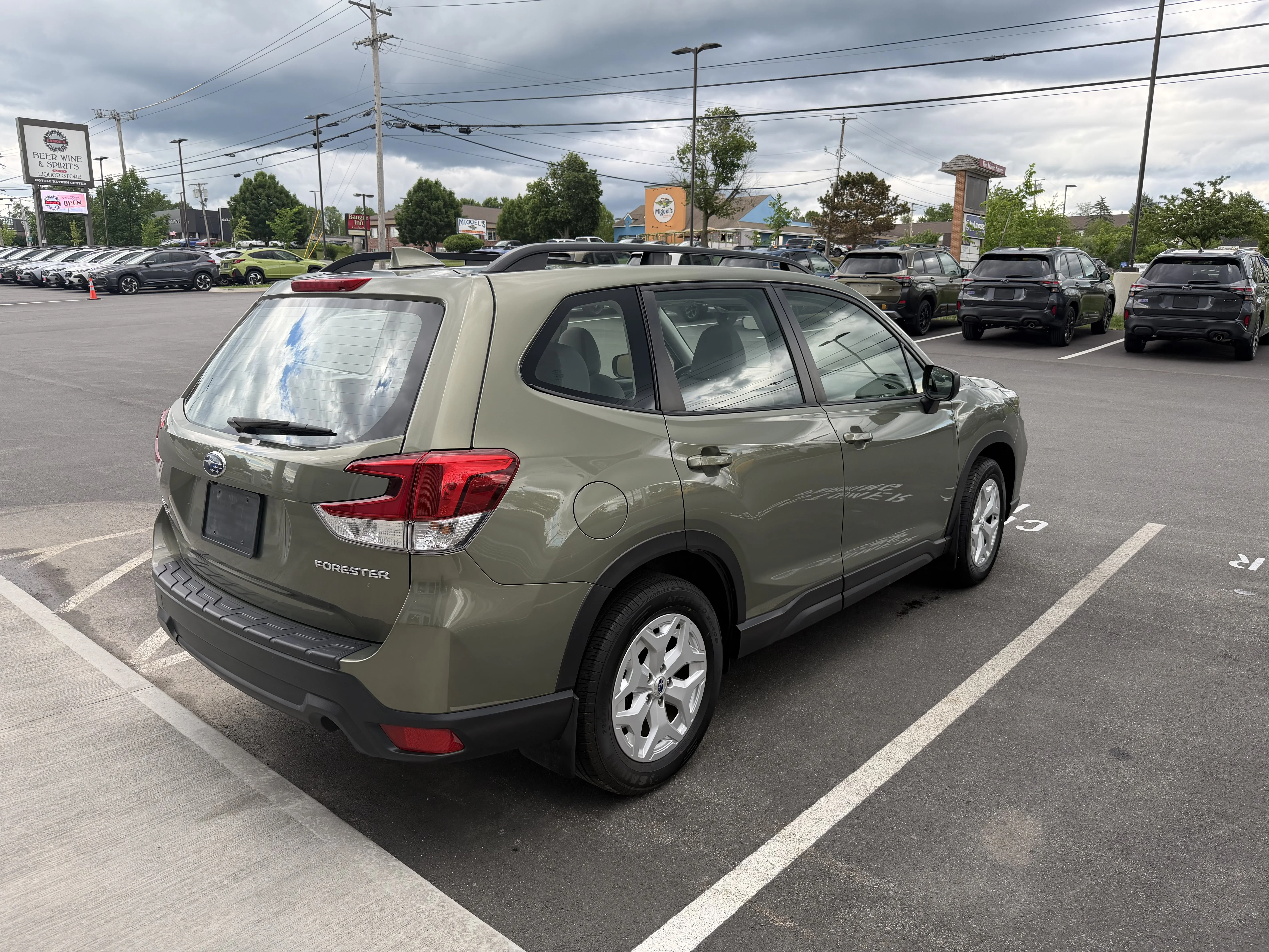 Used 2019 Jasper Green Metallic Subaru 4DR SUV 2.5I image 5
