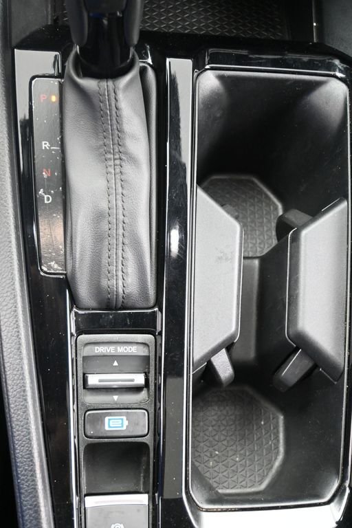 Used 2023  Honda Sport image 16