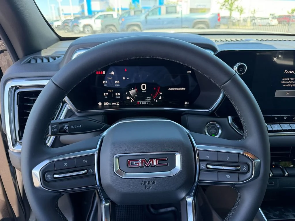 New 2026 Sterling Metallic GMC Elevation image 16