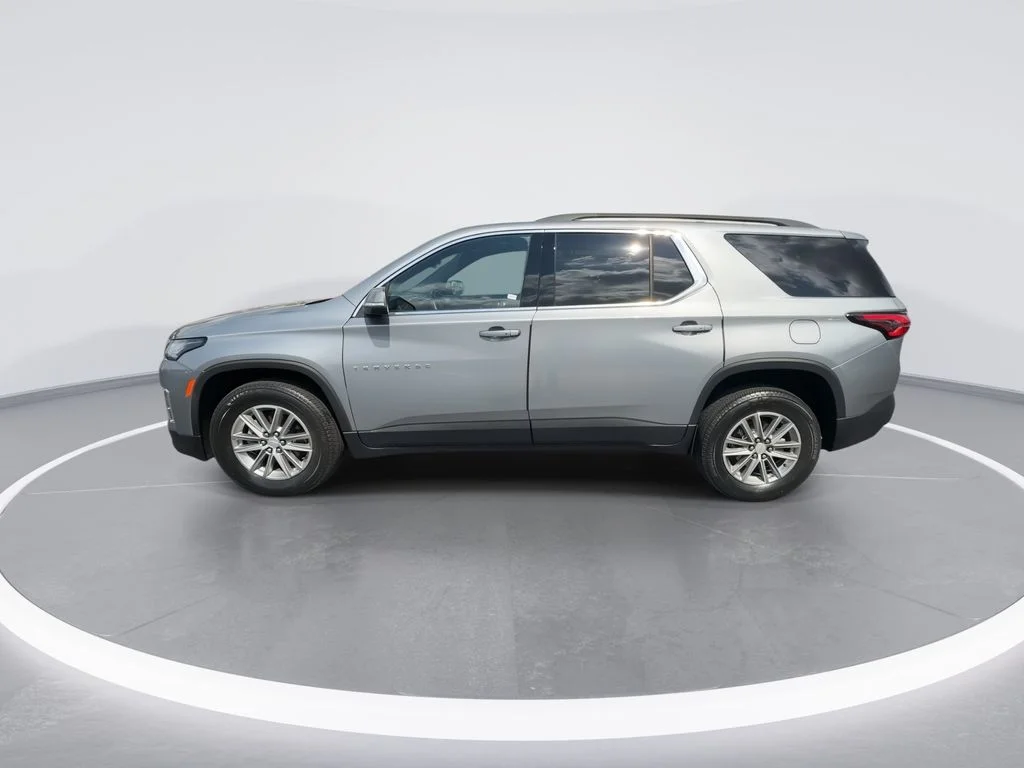 Used 2023 Gray Chevrolet LT image 3