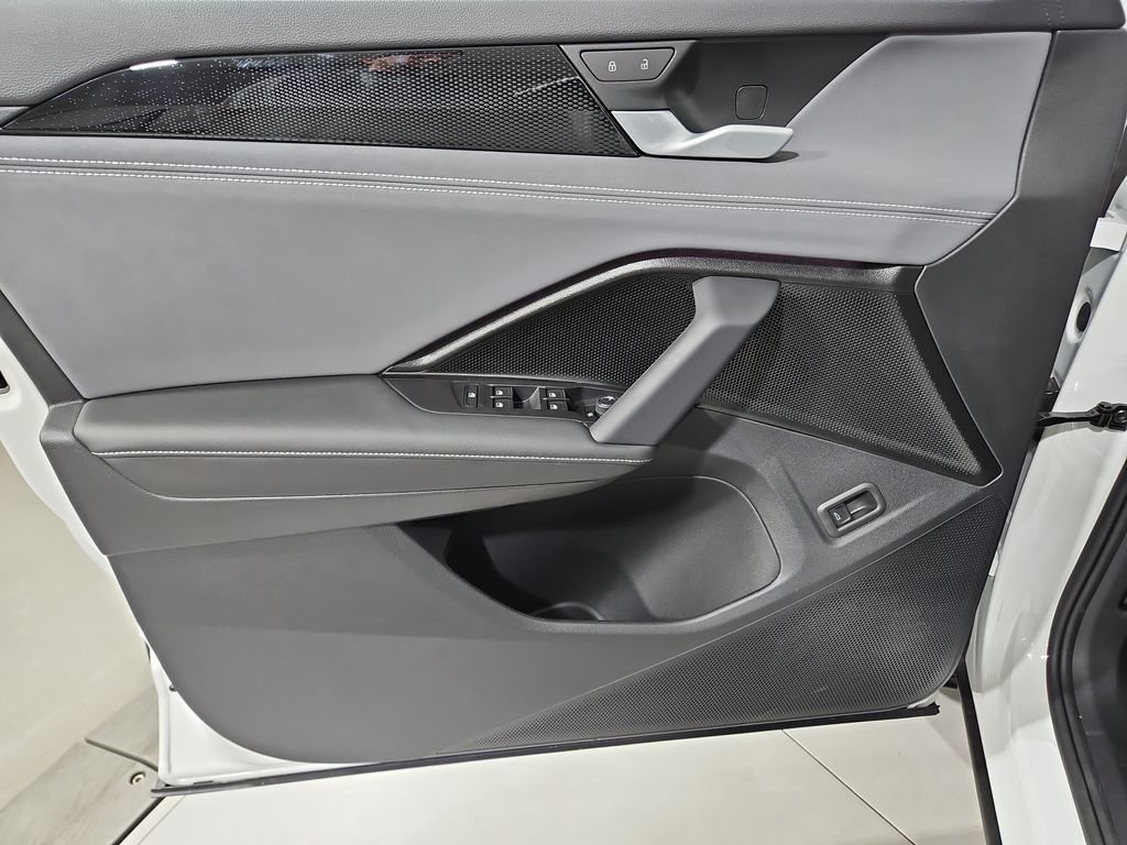New 2026 White Volkswagen 2.0T SE image 10