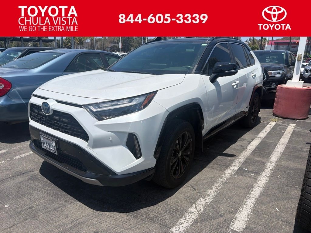 Used 2024  Toyota XSE image 1