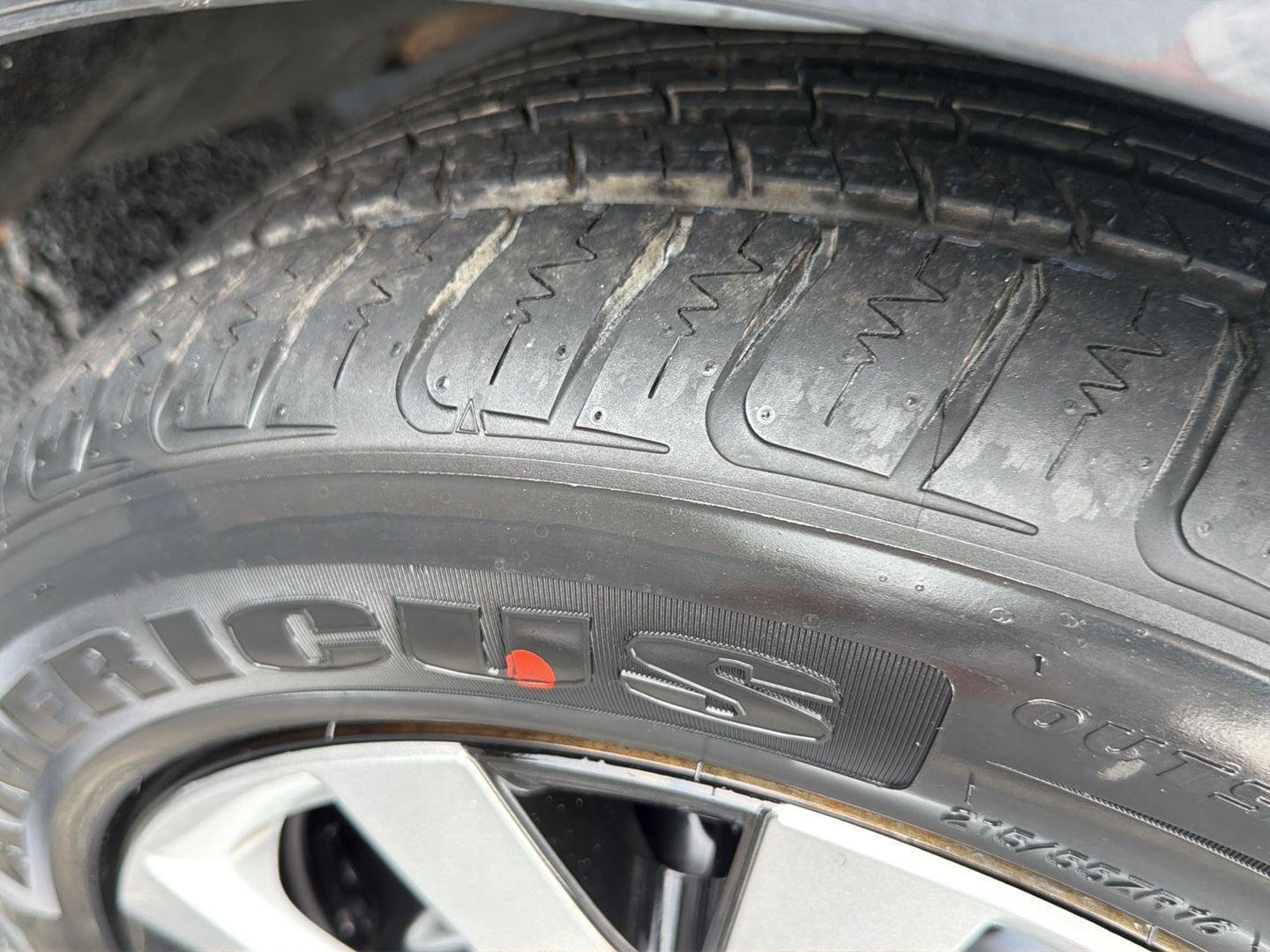 Used 2022 Meteorite Gray Metallic Honda LX image 38
