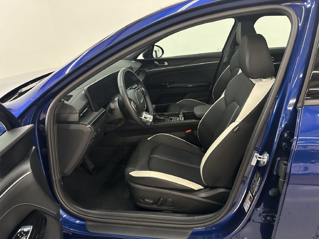 Used 2025 Blue Kia GT-Line image 11