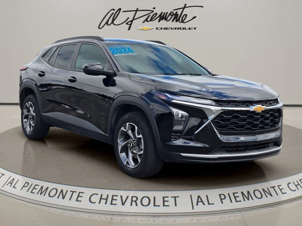 2025 Chevrolet Trax LT's photo