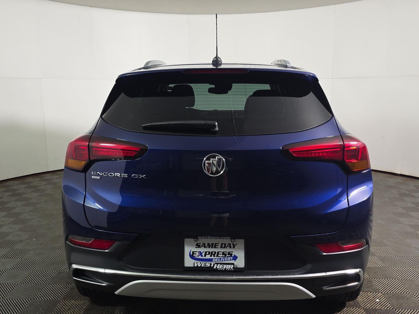 Used 2023 Sapphire Metallic Buick Essence image 11