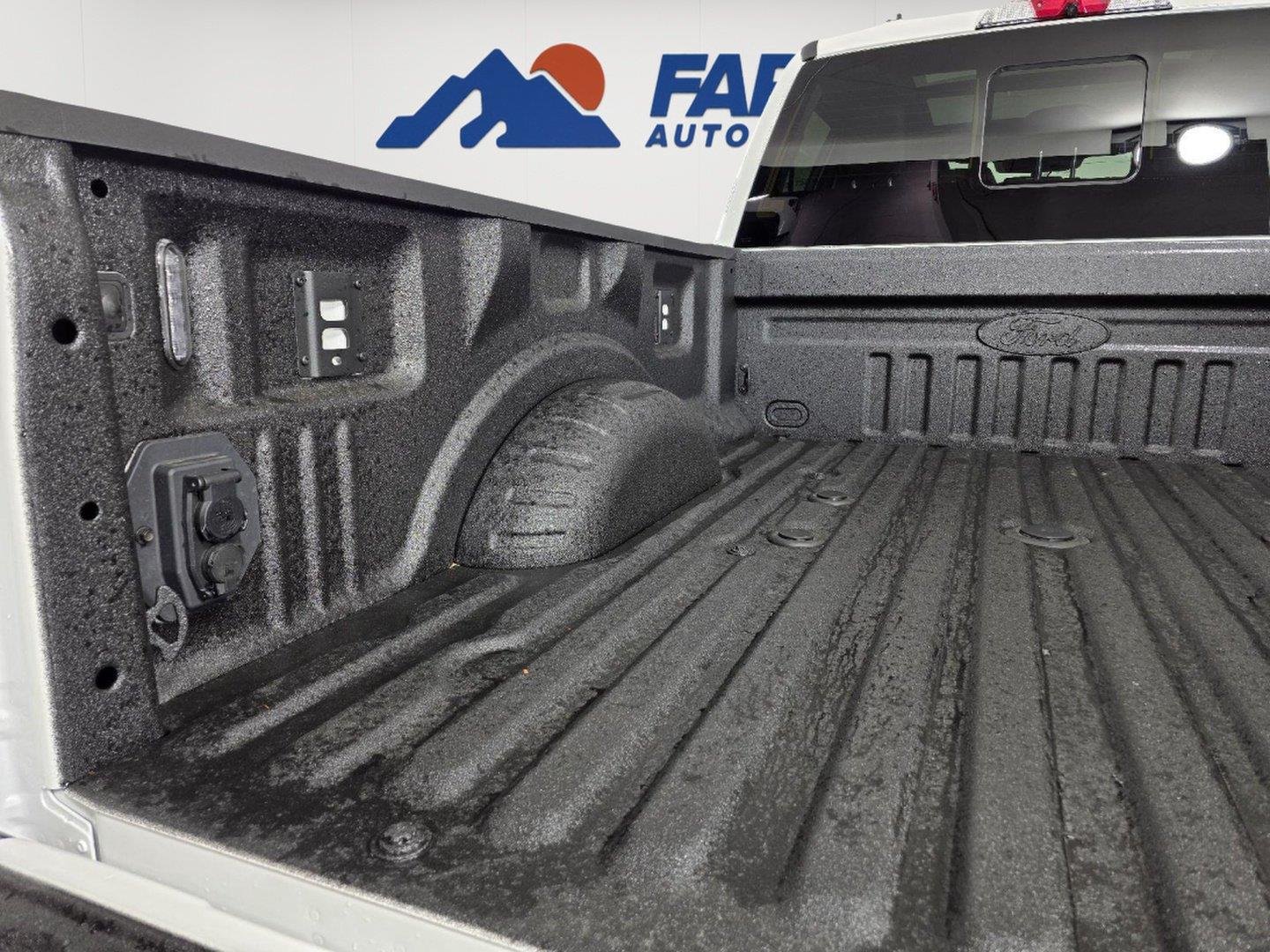 New 2026 Star White Metallic Tri-Coat Ford F-250® King Ranch® image 9