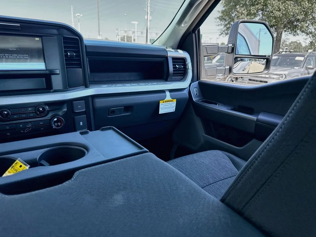 New 2026 Oxford White Ford F-250® XL image 21