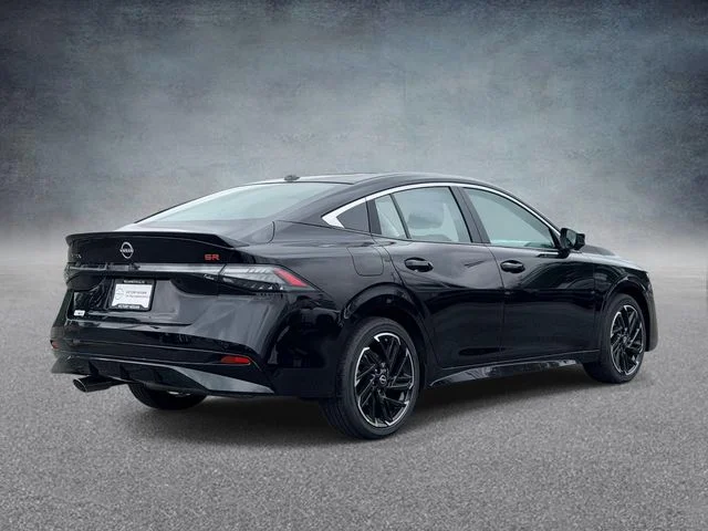 2026 Nissan Sentra SR - Photo 2