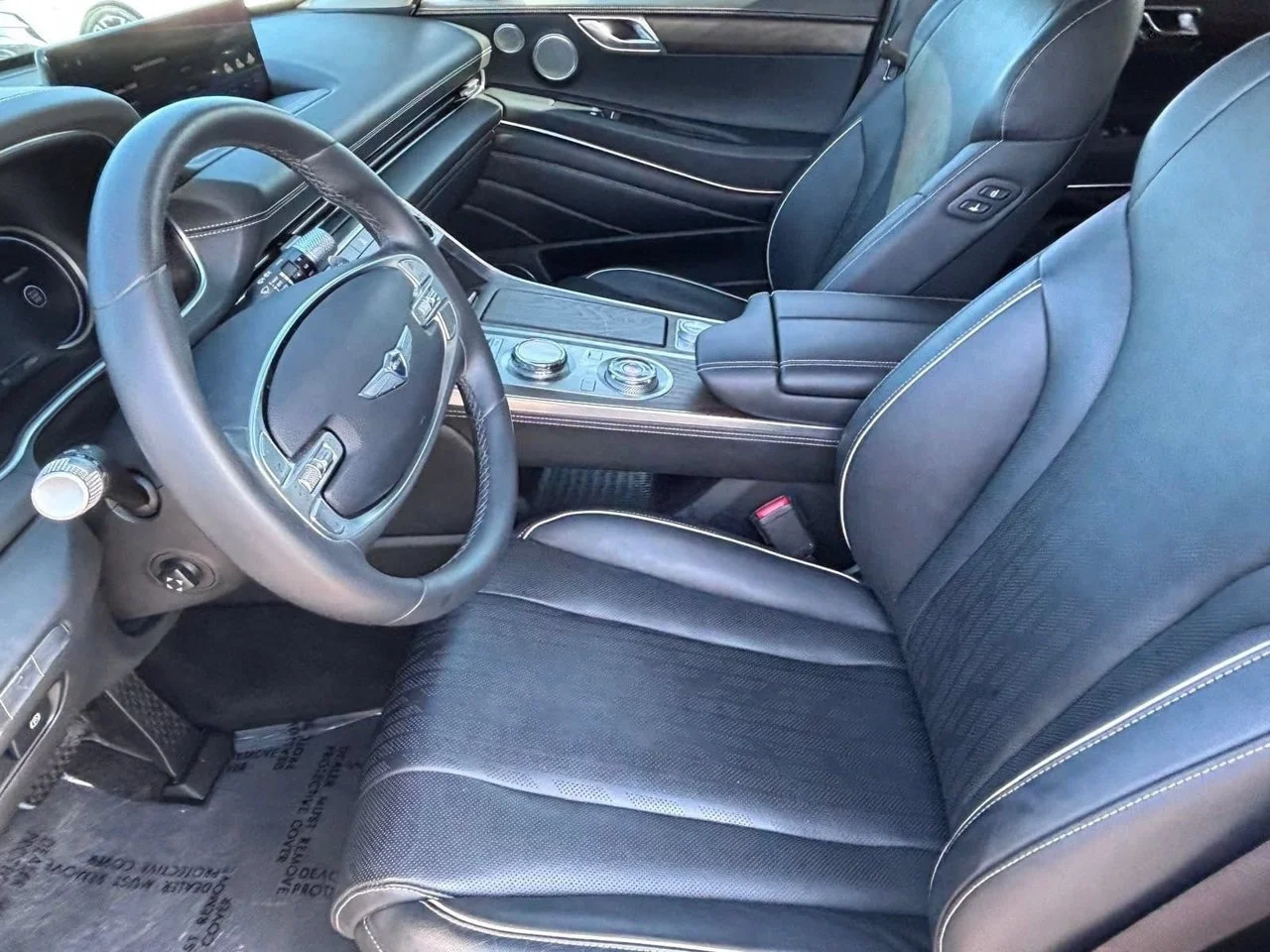 Used 2024 Capri Blue Genesis 2.5T image 6