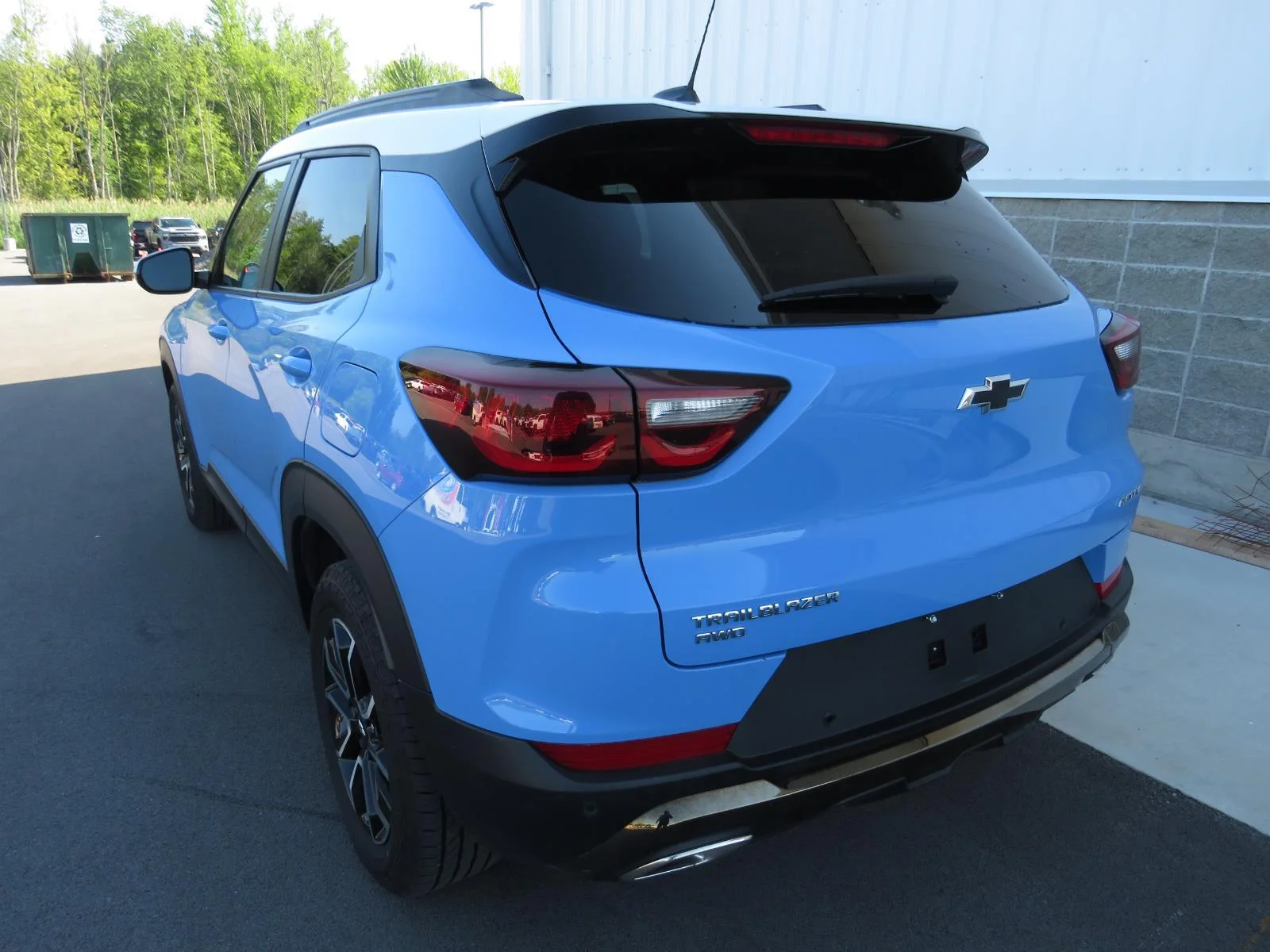 Used 2024 Fountain Blue Chevrolet ACTIV image 19