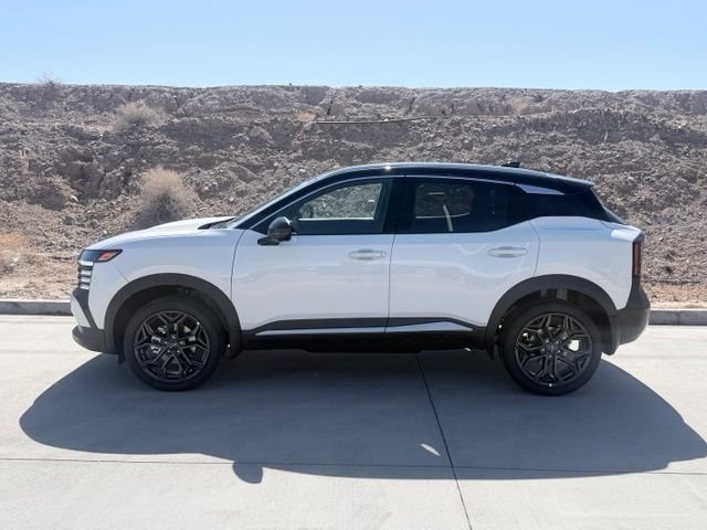 New 2026 Aspen White TriCoat / Super Black Two-tone Nissan SR image 5